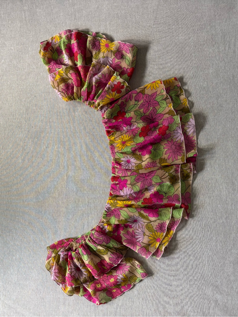 Show Me Your Mumu floral chiffon boho cropped top. - Picture 7 of 16